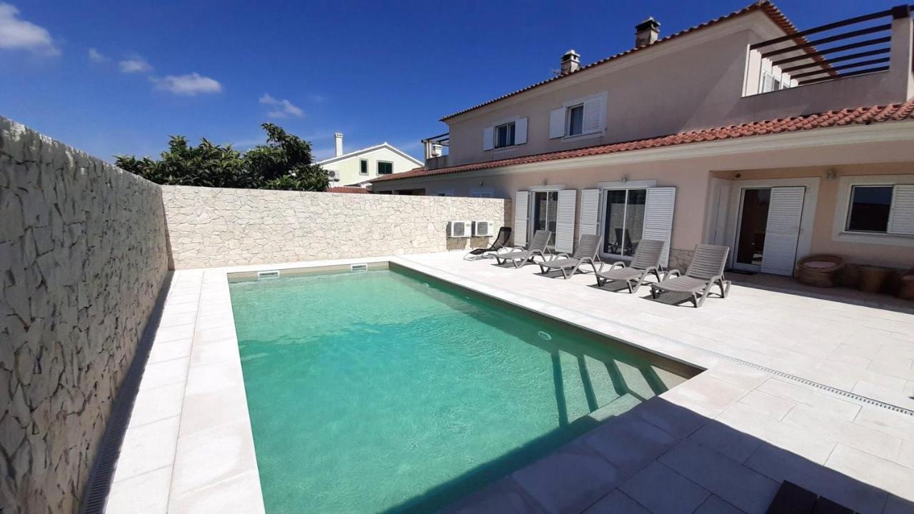 Spacious House In Aldeia Dos Pinheiros With Pool Азейтау Екстериор снимка