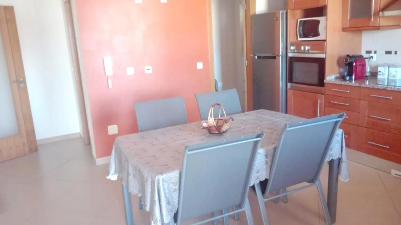 Spacious House In Aldeia Dos Pinheiros With Pool Азейтау Екстериор снимка