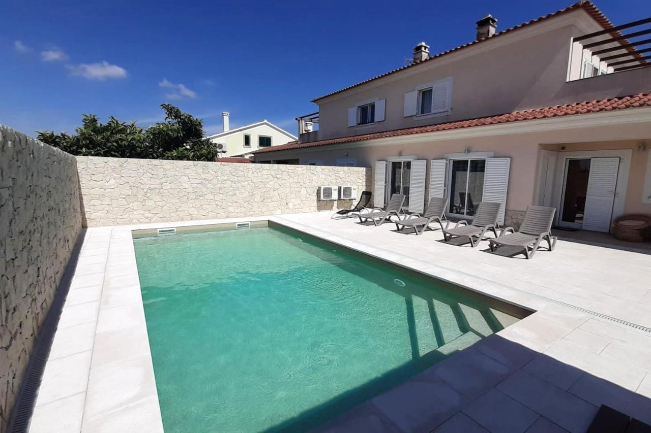 Spacious House In Aldeia Dos Pinheiros With Pool Азейтау Екстериор снимка