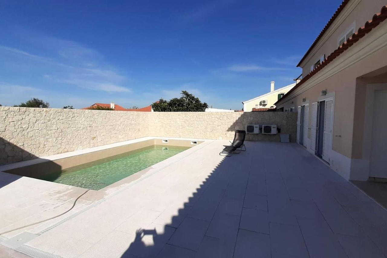 Spacious House In Aldeia Dos Pinheiros With Pool Азейтау Екстериор снимка